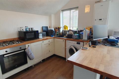 1 bedroom apartment for sale, Larkham Close, Feltham