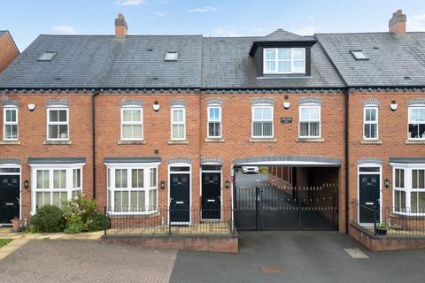 3 bedroom coach house for sale, Bilston Street, Sedgley