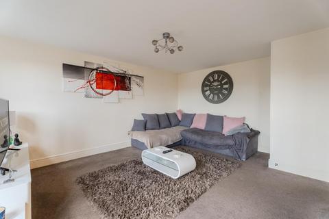 36b Bilston Street, Sedgley, Dudley, DY3 1JB