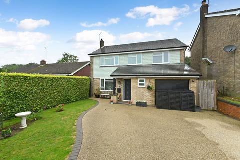 4 bedroom detached house for sale, Stafford Road, Petersfield, Hampshire