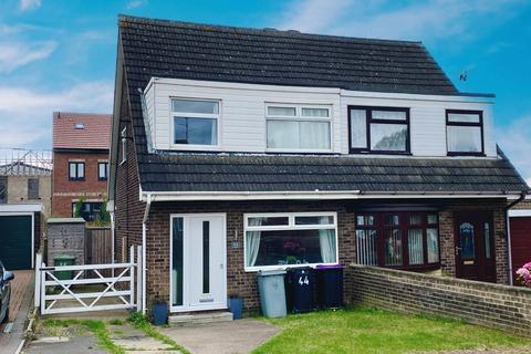 3 bedroom semi-detached house for sale, Valley Road, Grantham, NG31