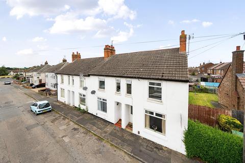 2 bedroom end of terrace house for sale, Union Street, Finedon, NN9