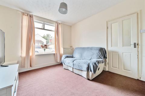 2 bedroom end of terrace house for sale, Union Street, Finedon, NN9