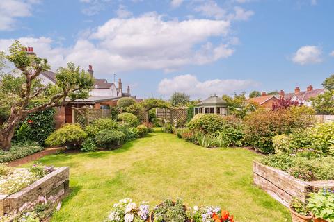 4 bedroom detached house for sale, Corton Road, Gunton