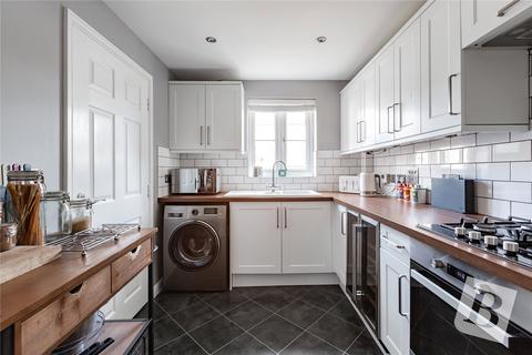 55 Quarry Close, Gravesend, DA11 0GA