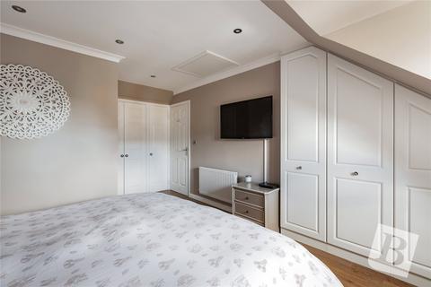 55 Quarry Close, Gravesend, DA11 0GA