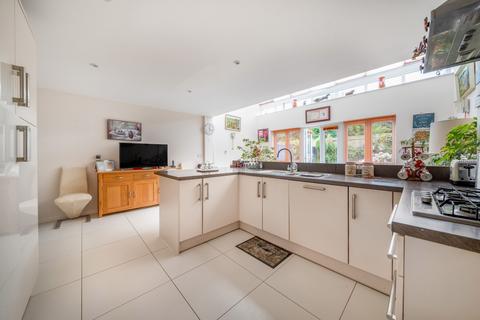 3 bedroom semi-detached house for sale, Lewis Road, Hawkinge