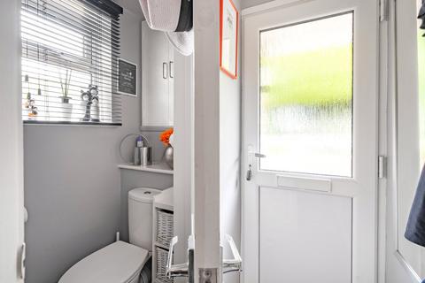 20 Collier Way, Guildford, GU4 7YA