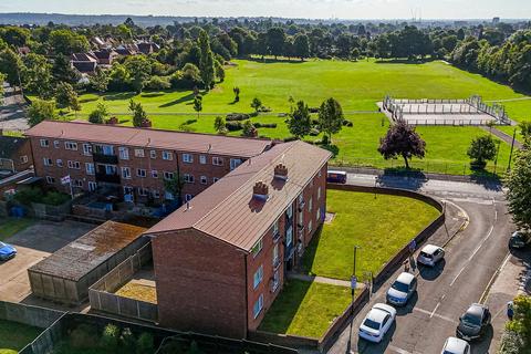 2 bedroom apartment for sale, Lincoln Road, Maidenhead, SL6