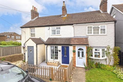 2 bedroom terraced house for sale, Orchard Road, East Peckham, Tonbridge