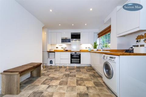 210 Bole Hill Road, Sheffield, S6 5DE