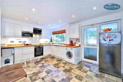 210 Bole Hill Road, Sheffield, S6 5DE