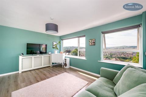 210 Bole Hill Road, Sheffield, S6 5DE