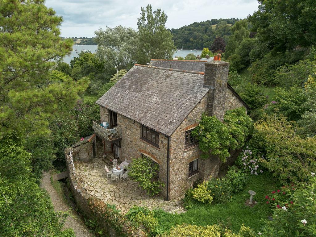  Brook House, Dittisham