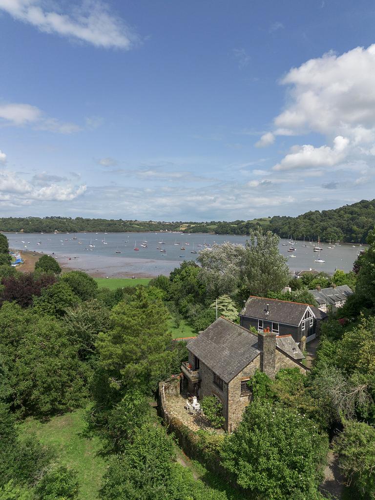 Brook House, Dittisham, Drone