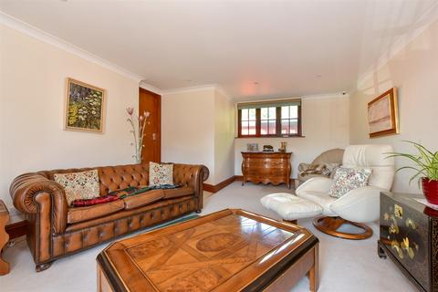 4 bedroom detached house for sale, Farthings Way, Totland Bay, Isle of Wight