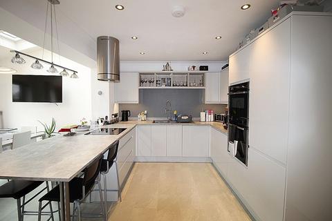30 Coalbrook Road, Sheffield, S13 9XU