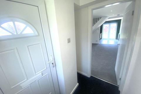 2 bedroom semi-detached house for sale, Putney Close, Oldham