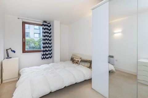 2 bedroom flat for sale, Assam Street, London, E1