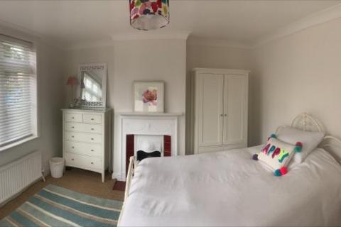 1 bedroom in a house share to rent, Kings Road