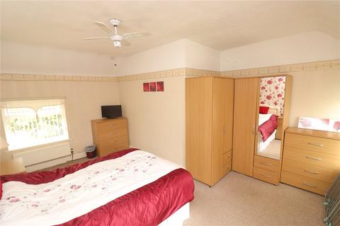 25 Ferns Road, Wirral, CH63 2PE