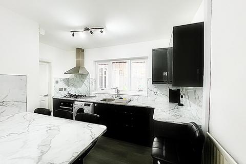 10 Devonshire Drive, Holystone, Newcastle Upon Tyne, NE27 0DG