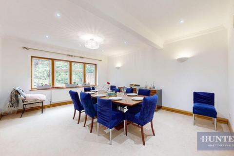 8 bedroom detached house for sale, Chorleywood Road, Rickmansworth