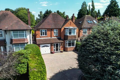 4 bedroom detached house for sale, Park Avenue, Solihull, West Midlands, B91