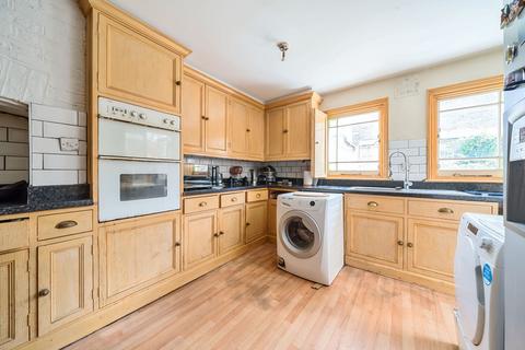 15 Beechfield Road, London, SE6 4NG