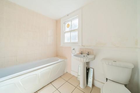 15 Beechfield Road, London, SE6 4NG
