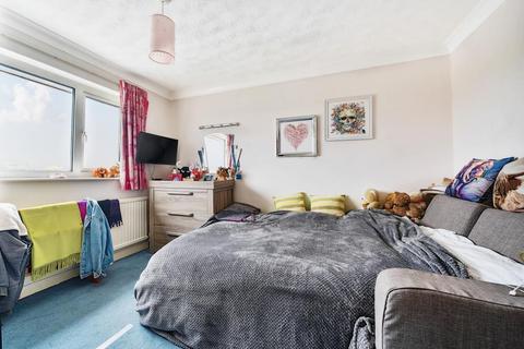 4 bedroom end of terrace house for sale, Eldene,  Swindon,  Wiltshire,  SN3