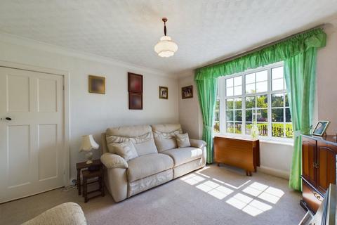 5 Kings Crescent, Tyldesley, Manchester, M29 8JY