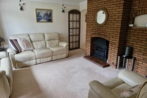 4 bedroom house to rent, The Pines, Lichfield