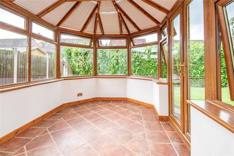 9 Chadcote Way, Catshill, Bromsgrove, B61 0JU