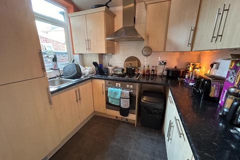 12 Burdith Avenue, Manchester, M14 7HX