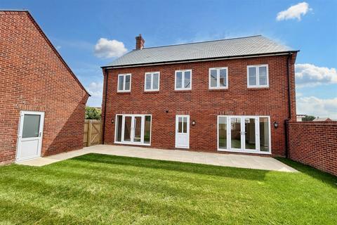 5 bedroom detached house for sale, Wimborne