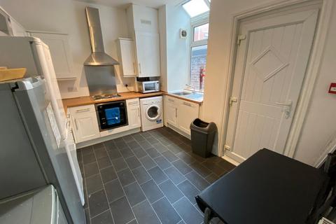 5 bedroom house to rent, Pembroke Street, Salford, Greater Manchester, M6