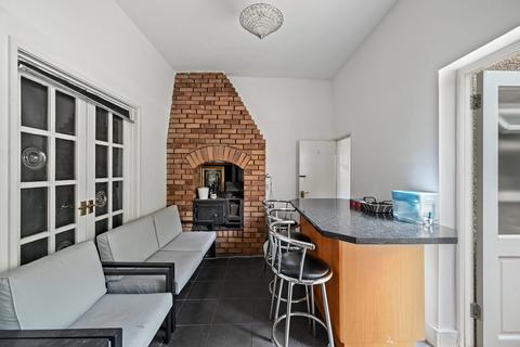 191 Wanstead Park Road, Ilford, IG1 3TW