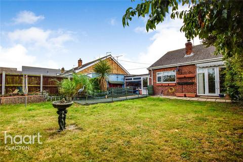 2 bedroom semi-detached bungalow for sale, Dumont Avenue, Clacton-On-Sea