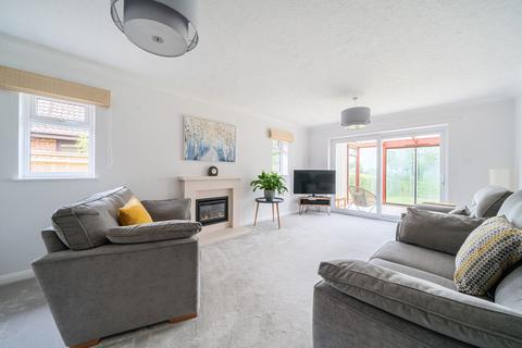 5 bedroom link detached house for sale, Wrights Close, South Wonston, Winchester, Hampshire, SO21