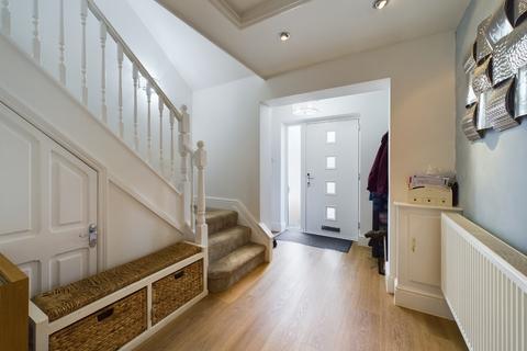 10 Ash Grove, Northampton, NN2 8DG