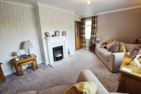 3 bedroom semi-detached house for sale, Swincar Avenue, West Yorkshire, Yeadon, LS19