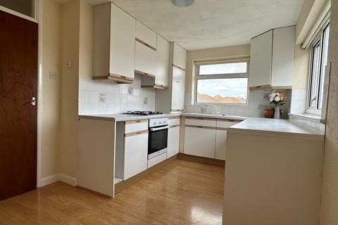 2 bedroom flat for sale, South Coast Road, Telscombe Cliffs BN10