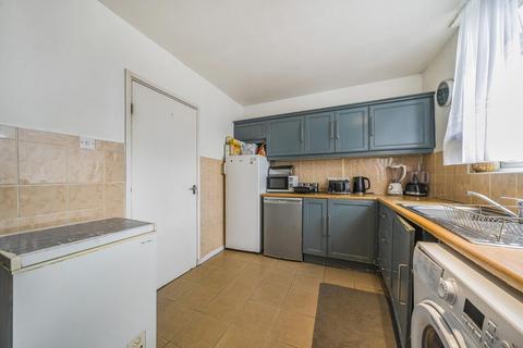 Flat 5, 4 Carminia Road, London, SW17 8AW