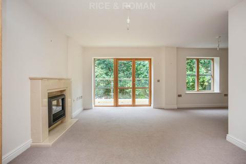 1 bedroom retirement property for sale, Oatlands Drive, Weybridge KT13