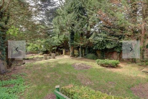 undefined, West Wycombe, West Wycombe Road
