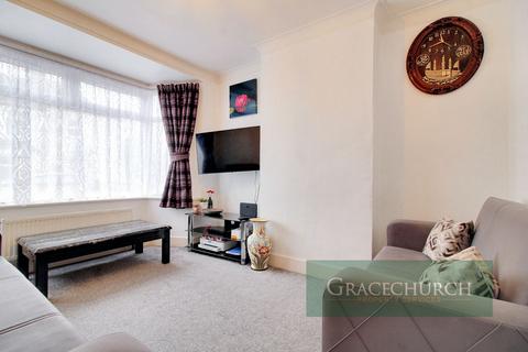 3 bedroom terraced house for sale, Gloucester Road, Edmonton N18