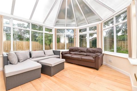 3 bedroom bungalow for sale, Spinney Way, New Milton, Hampshire, BH25