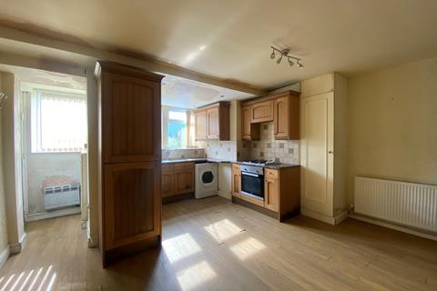 5 Albert Street, Queensbury, Bradford, BD13 1AT