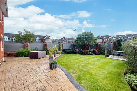 4 bedroom detached house for sale, Chadbury Close, Lostock, BL6